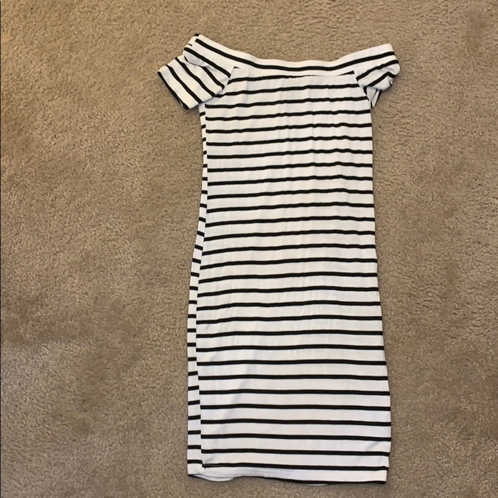 off the shoulder juniors xs tightfitted